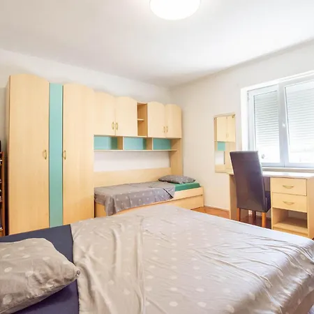Lovely In Apartman